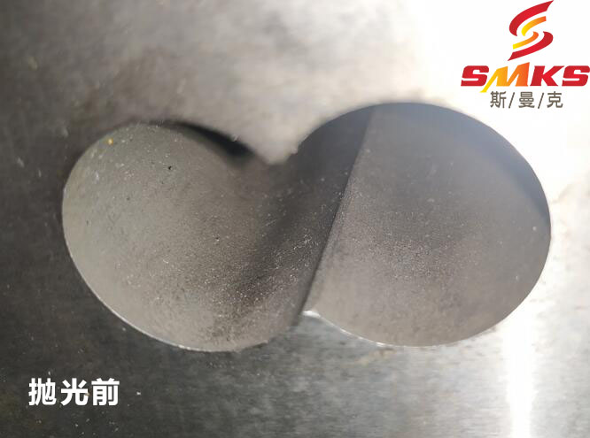 把銹跡斑斑的異形孔拋光成鏡面狀態！