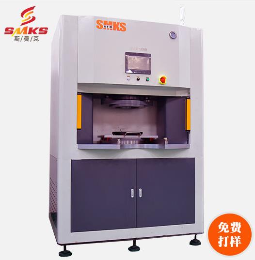 <a href='http://www.mlleveste.com' target='_blank'><u>流體拋光機(jī)</u></a>使用注意事項(xiàng)